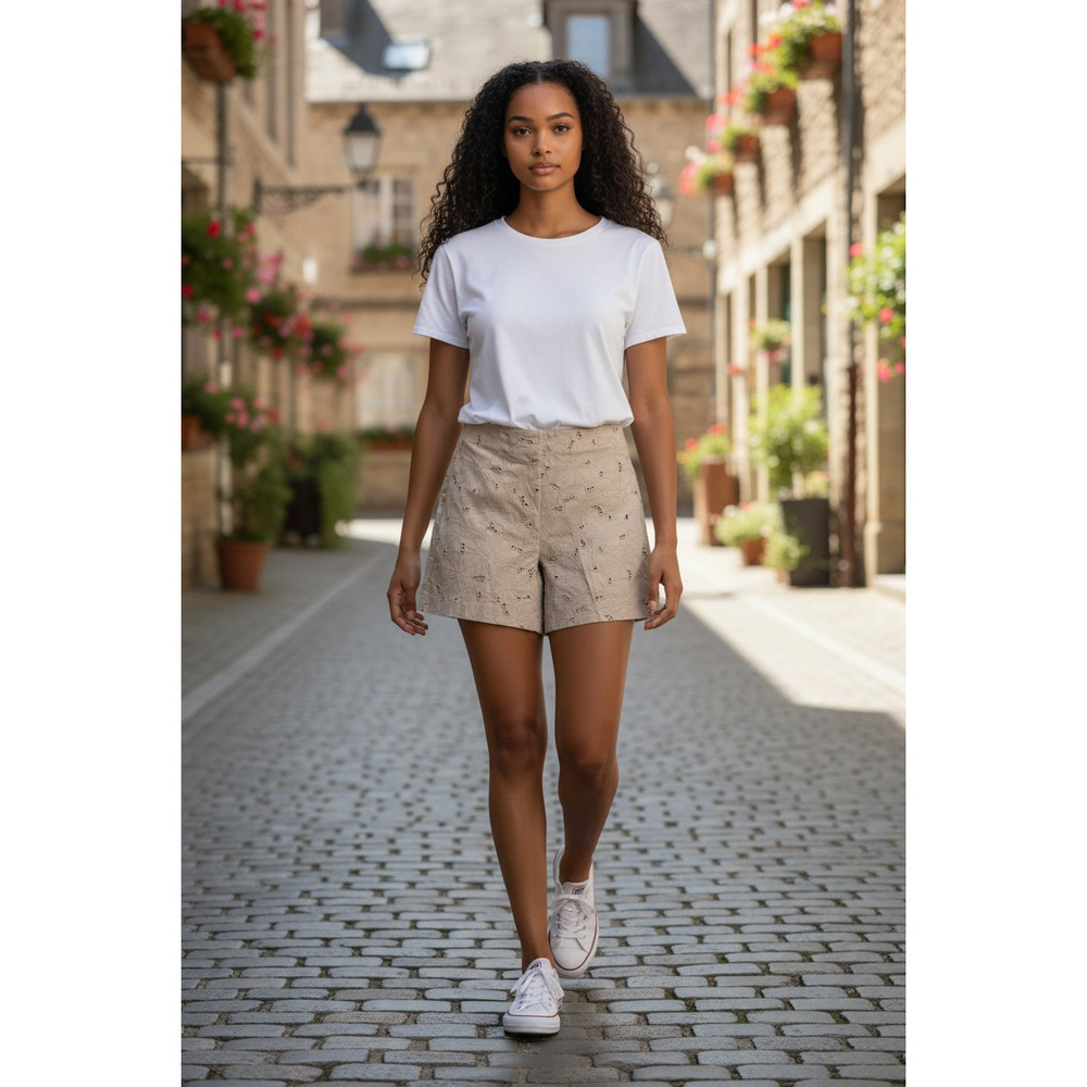 Ann Taylor Cotton Metro Tan Eyelet Shorts High Waisted  Size: 6P